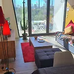Grand T2 Ensoleillé 47m2 3 Etoiles