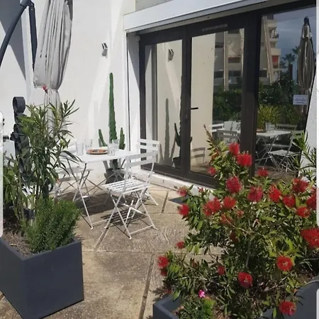 Grand T2 Ensoleille 47m2 3 Etoiles Ла-Гранд-Мот
