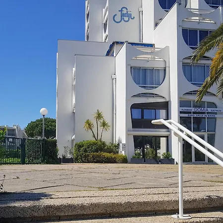 Grand T2 Ensoleille 47m2 3 Etoiles Apartman *