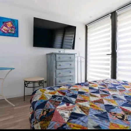 Grand T2 Ensoleille 47m2 3 Etoiles * Ла-Гранд-Мот