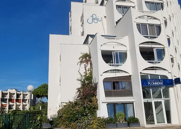 Grand T2 Ensoleille 47m2 3 Etoiles *